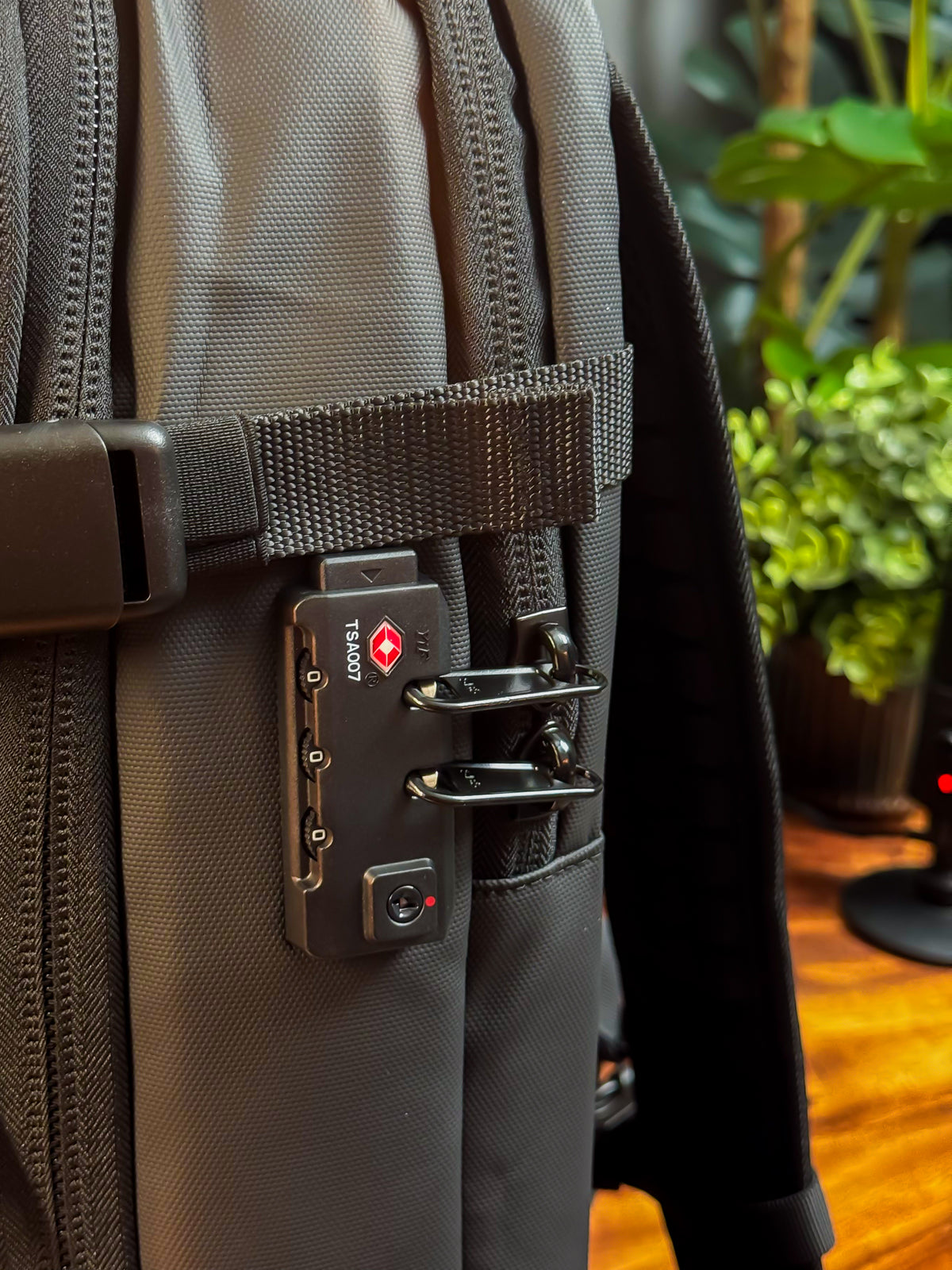 Ventra™ Ultimate Vacuum Travel Bag