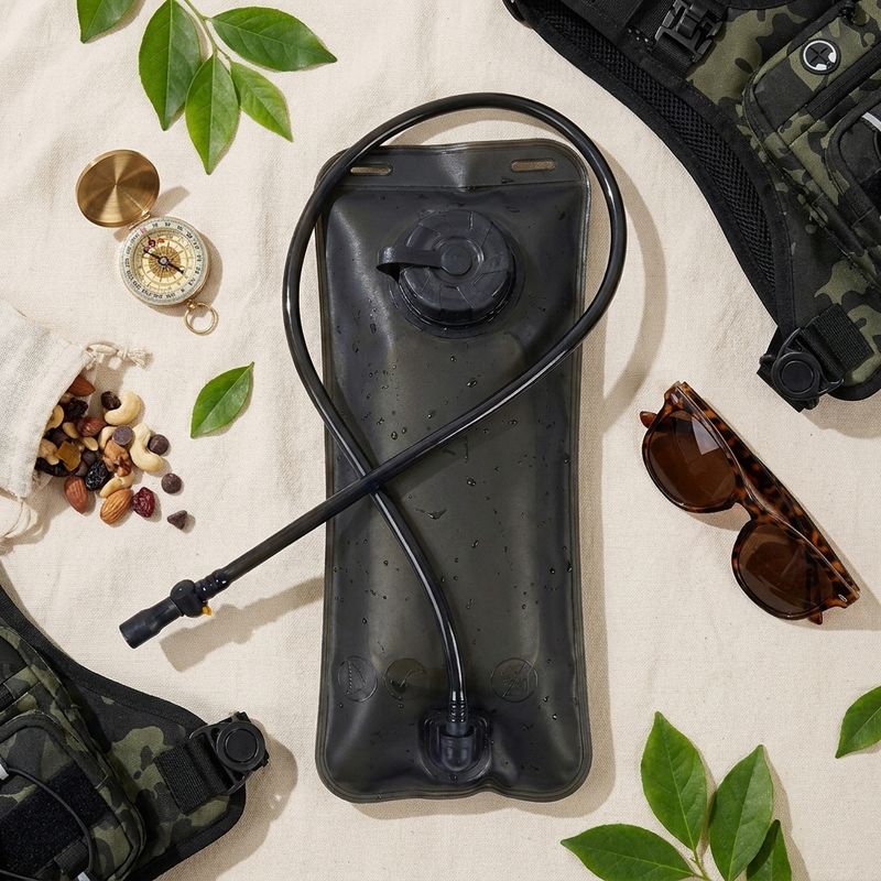 RunVest - 2L Drinking Water Bag