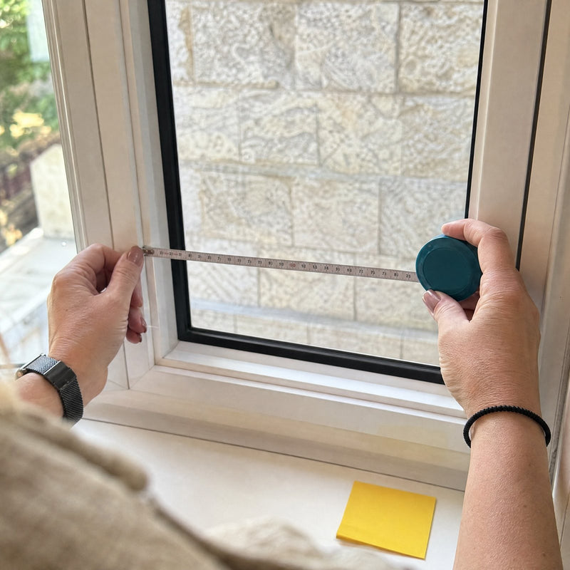 Measuring the window glass