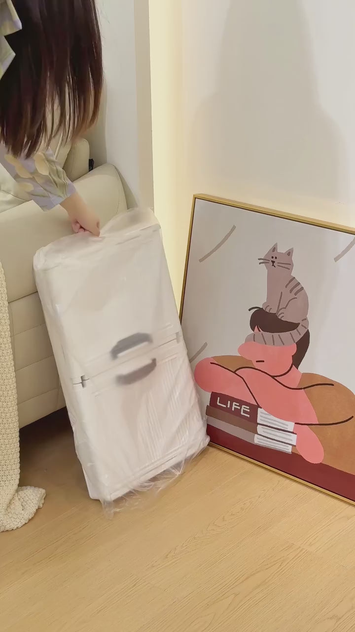 Unfolding and stacking FoldNest cubes in real time