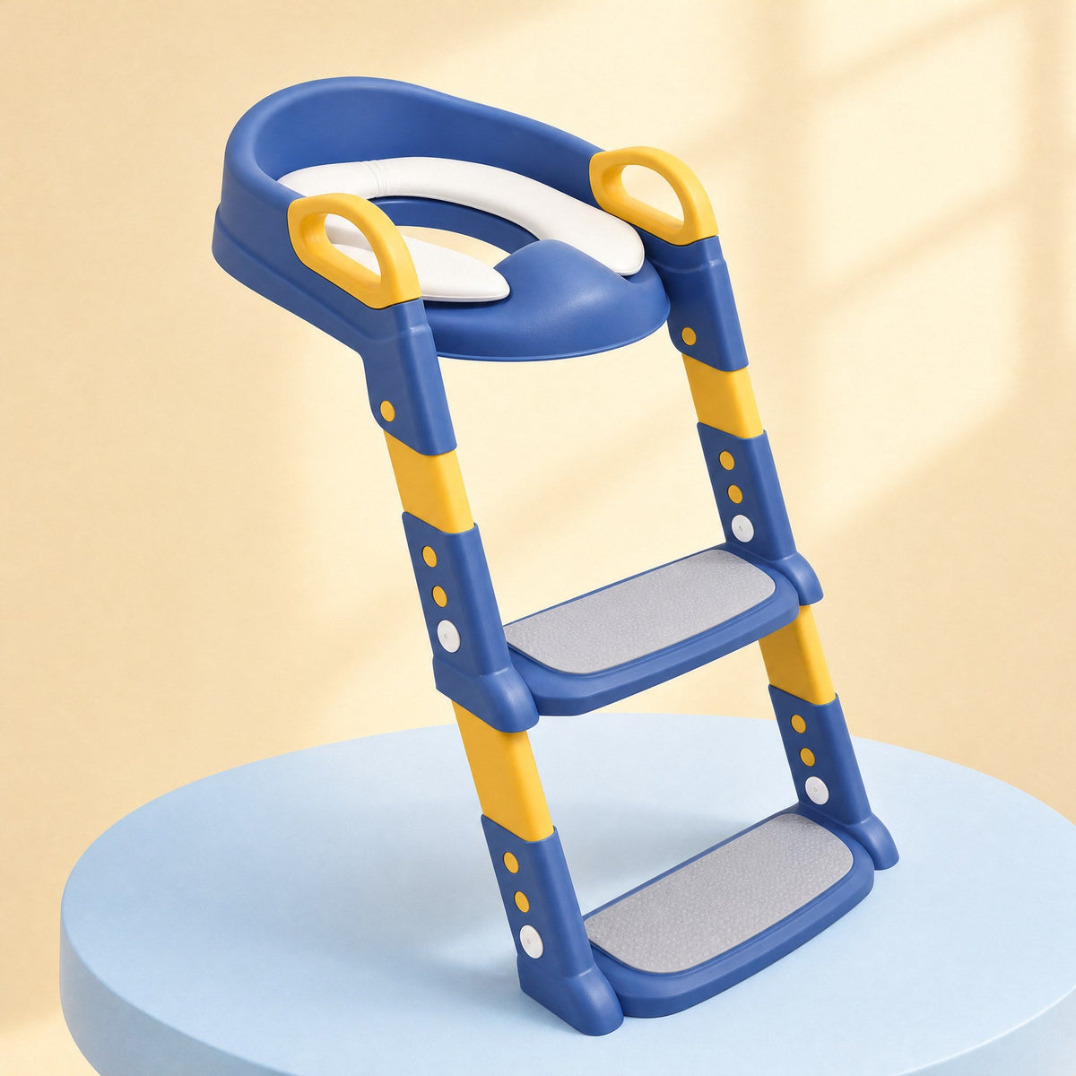 Step-up ladder seat in Sunny Blue