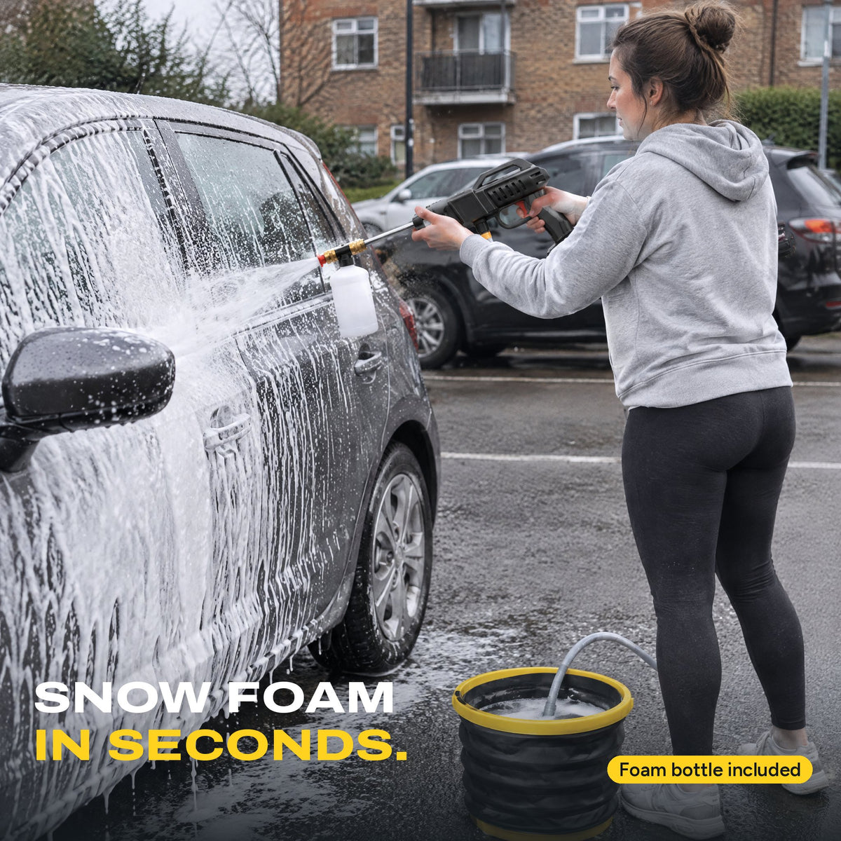 Snow foam on a hatchback with the UNTAP foam bottle