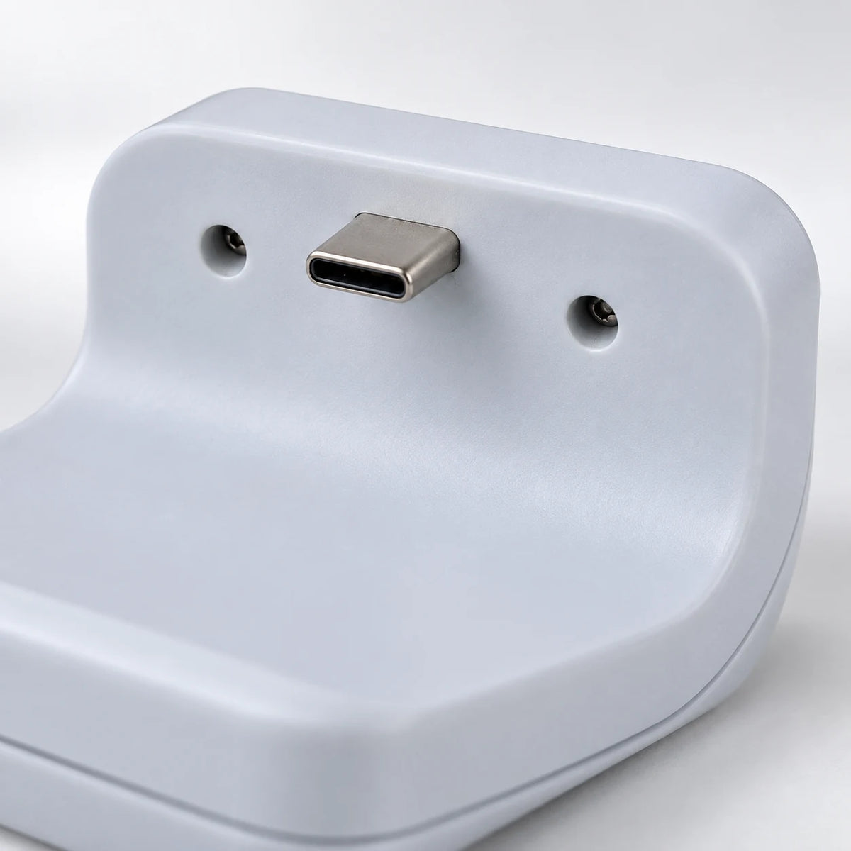 Integrated USB-C connector on the PlayPack external battery